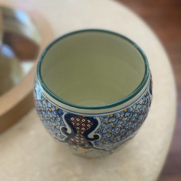 Talavera Pottery Planter Vase Urn Mexican Hand Painted Signed AL and Numbered - Picture 2 of 5